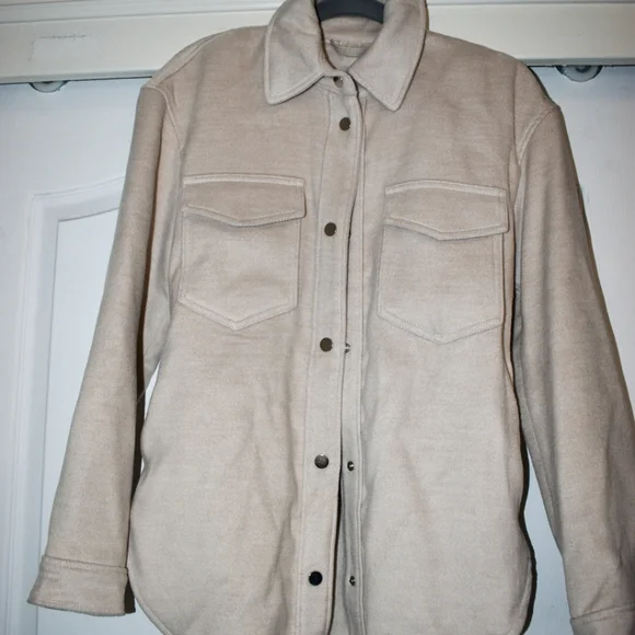 Abercrombie & Fitch Cozy Shirt Jacket - Picture 2 of 9